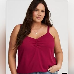 NWT Torrid Fuchsia V-Neck Cami (Size 2)